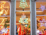 Christmas Shop Windows - St Ives Cornwall - December 2015 Christmas Shop Windows - St Ives Cornwall - December 2015