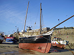Harbour Beach - St Ives - The Dolly Pentreath